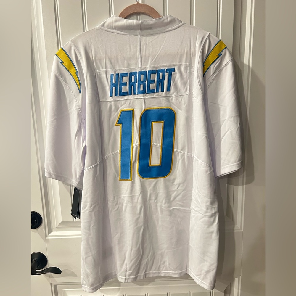 Los Angeles Chargers Jersey - Picture 2 of 2